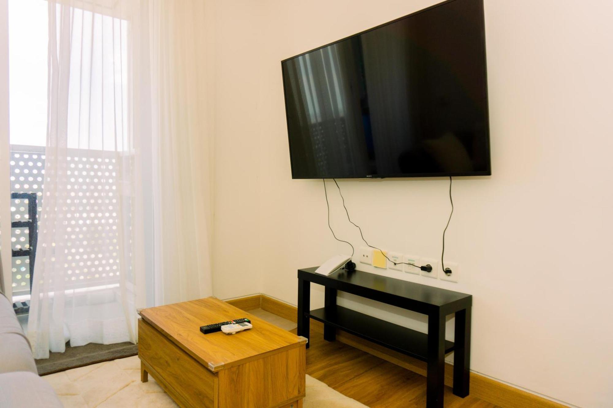 Pangsapuri Full Furnished With Modern Design 1br At West Vista By Travelio